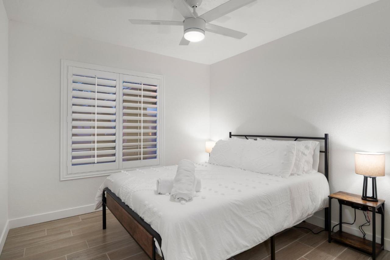 Large Pool With Diving Board, Remodeled 3Bdrm, Near State Farm Stdm And More! Peoria Exterior foto